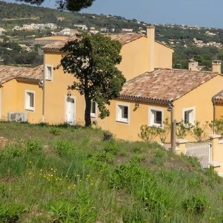 Hébergement de vacances Soothing Holiday In With Swimming Pool Sainte-Maxime